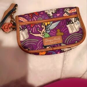 USED, DOONEY & BURKE WALT DISNEY WRISTLET.